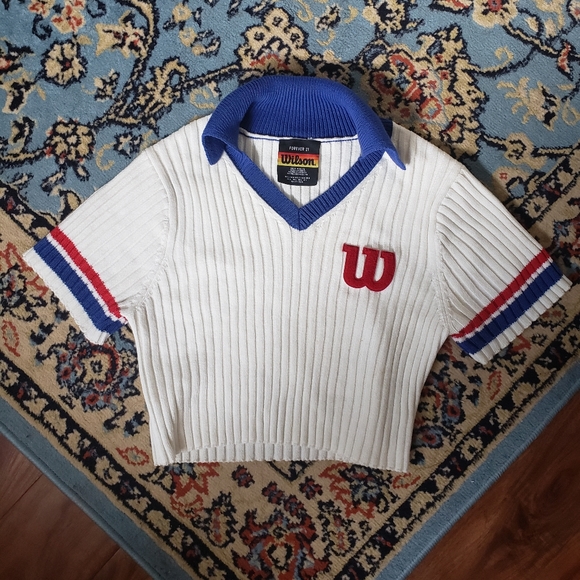 Wilson Tops - VINTAGE unique Wilson crop knit top